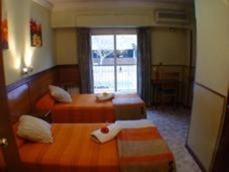 Hostal El Carmen Zaragoza Room photo