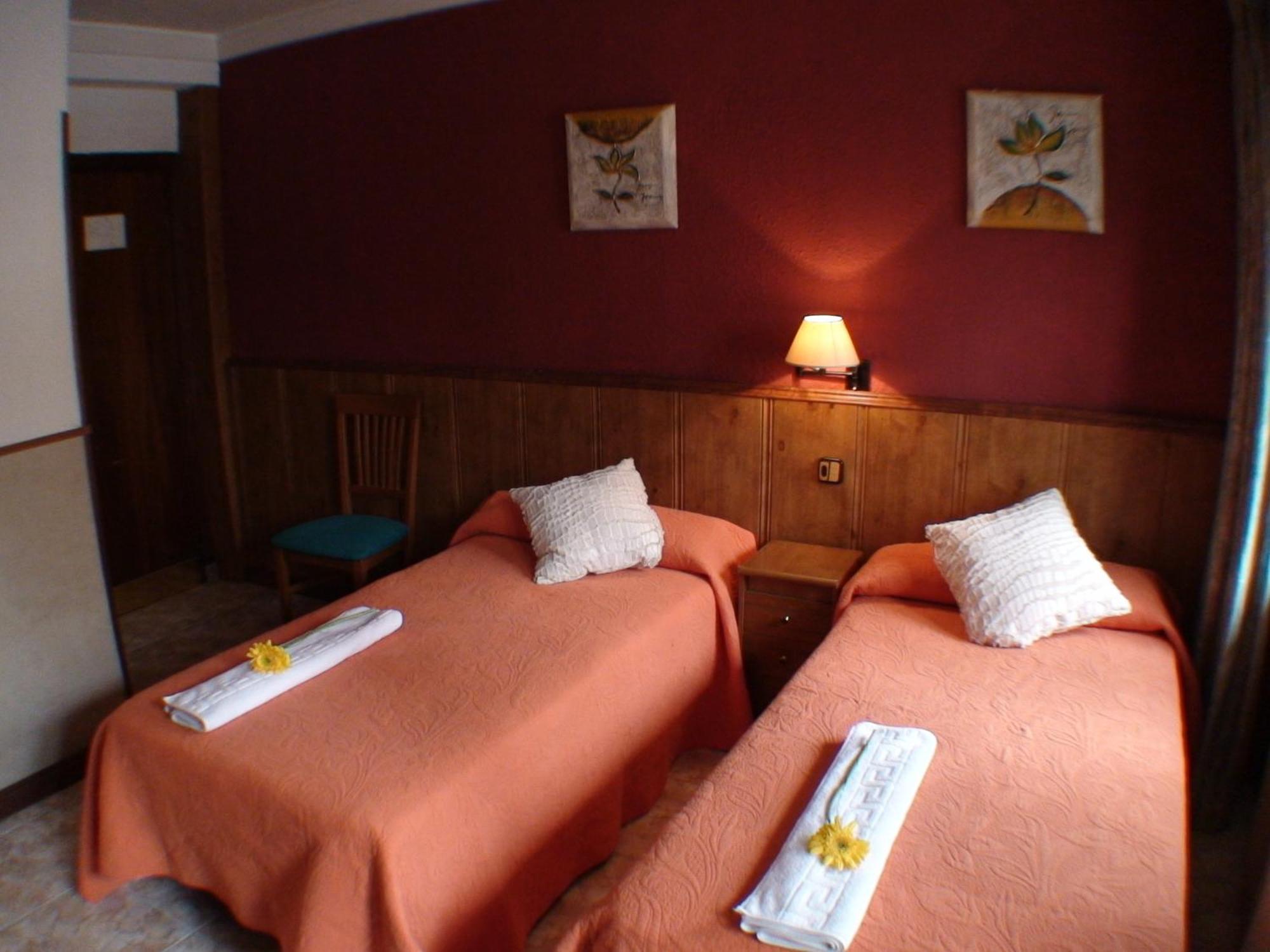 Hostal El Carmen Zaragoza Exterior photo