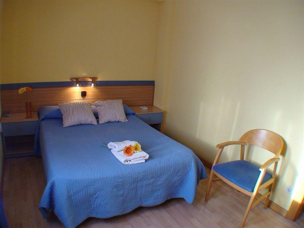 Hostal El Carmen Zaragoza Exterior photo