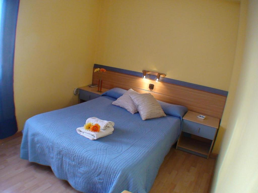 Hostal El Carmen Zaragoza Exterior photo